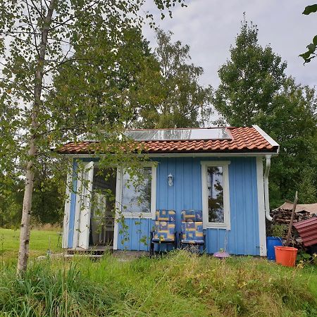 Gaeststuga I Vacker Natur, Bastu, Bubbelpool Sommartid Och Gratis Parkering Naera Ulricehamn Och Lassalyckan, Guesthouse With Nice View With Sauna And Free Parking Close To Dalsjoefors And Fishing 보라스 외부 사진