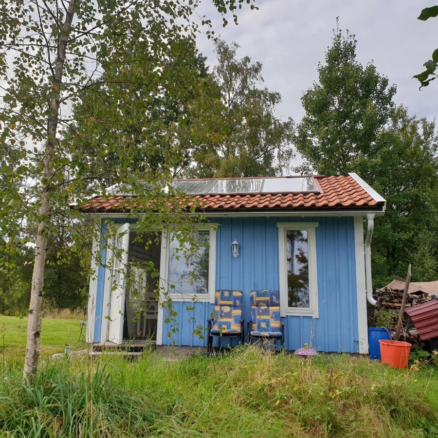Gaeststuga I Vacker Natur, Bastu, Bubbelpool Sommartid Och Gratis Parkering Naera Ulricehamn Och Lassalyckan, Guesthouse With Nice View With Sauna And Free Parking Close To Dalsjoefors And Fishing 보라스 외부 사진